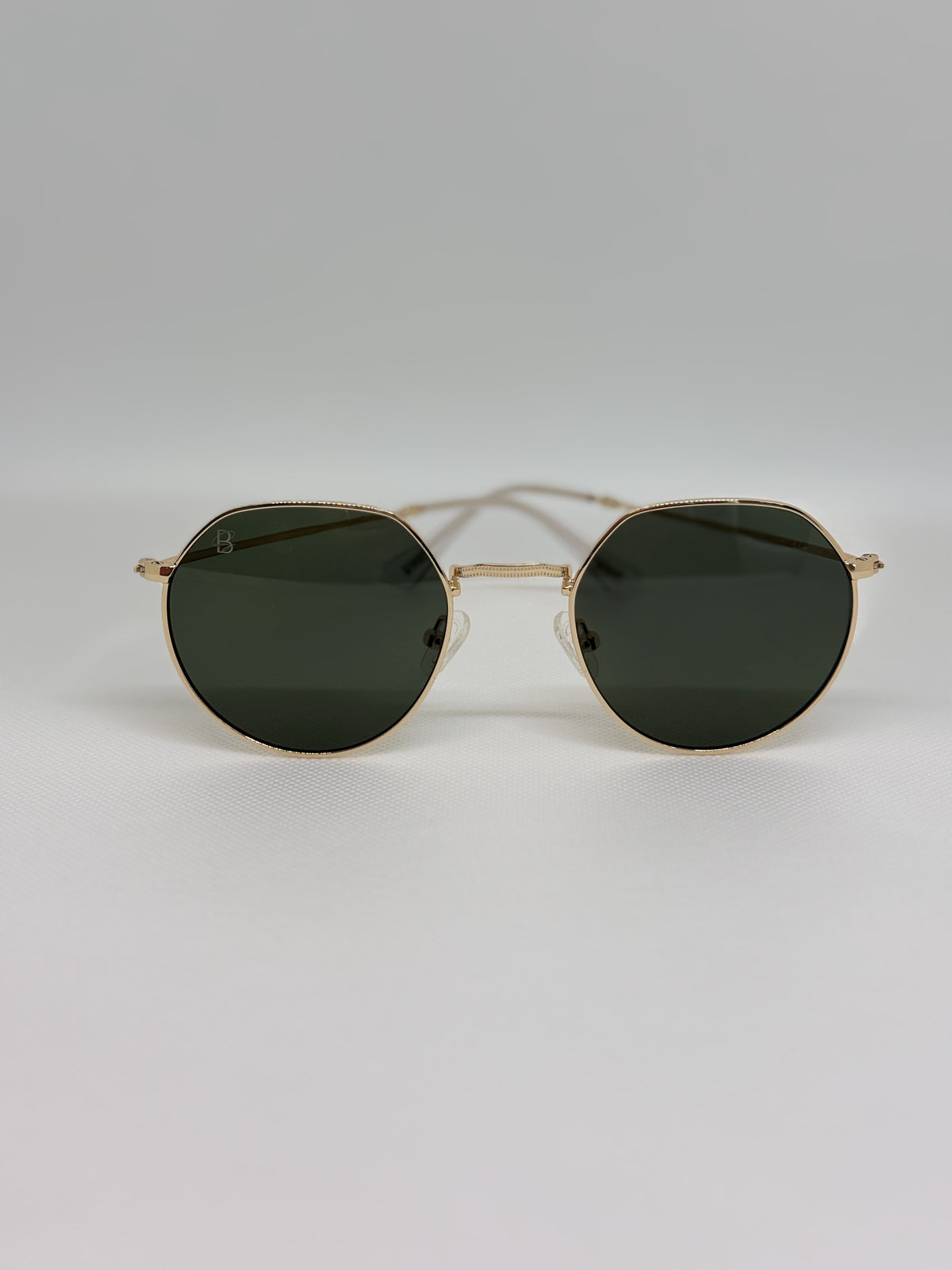 Bianni 1402 — C2 — vista frontal — Luvis 20260911-312
