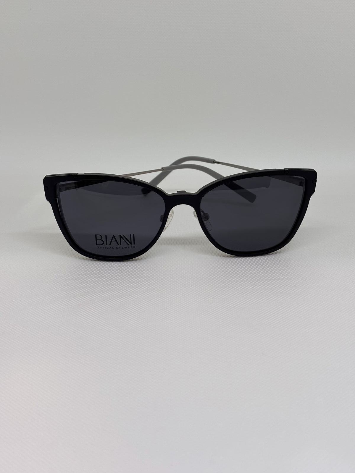 Bianni 23108 — C4 — vista complementaria — Luvis 20260911-241