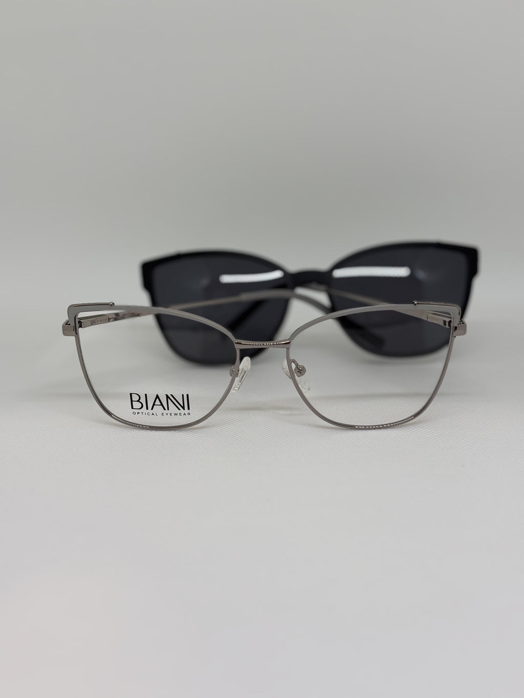 Bianni 23108 — C4 — vista complementaria — Luvis 20260911-242
