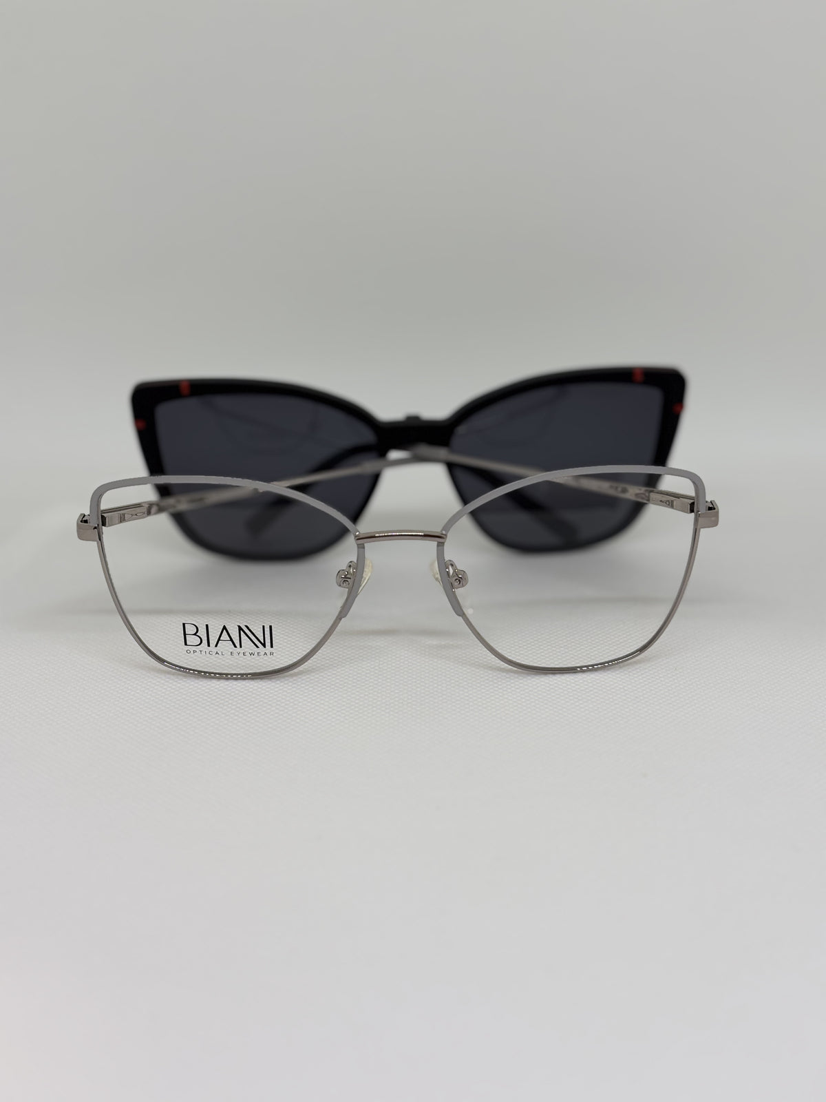Bianni 23109 — C4 — vista complementaria — Luvis 20260911-245