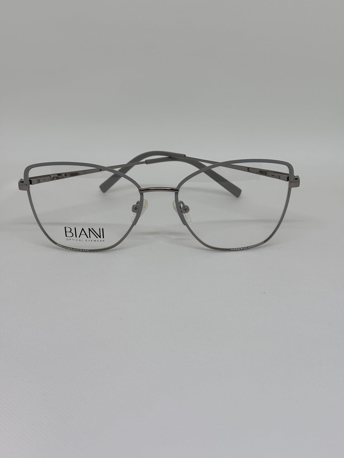 Bianni 23109 — C4 — vista frontal — Luvis 20260911-246