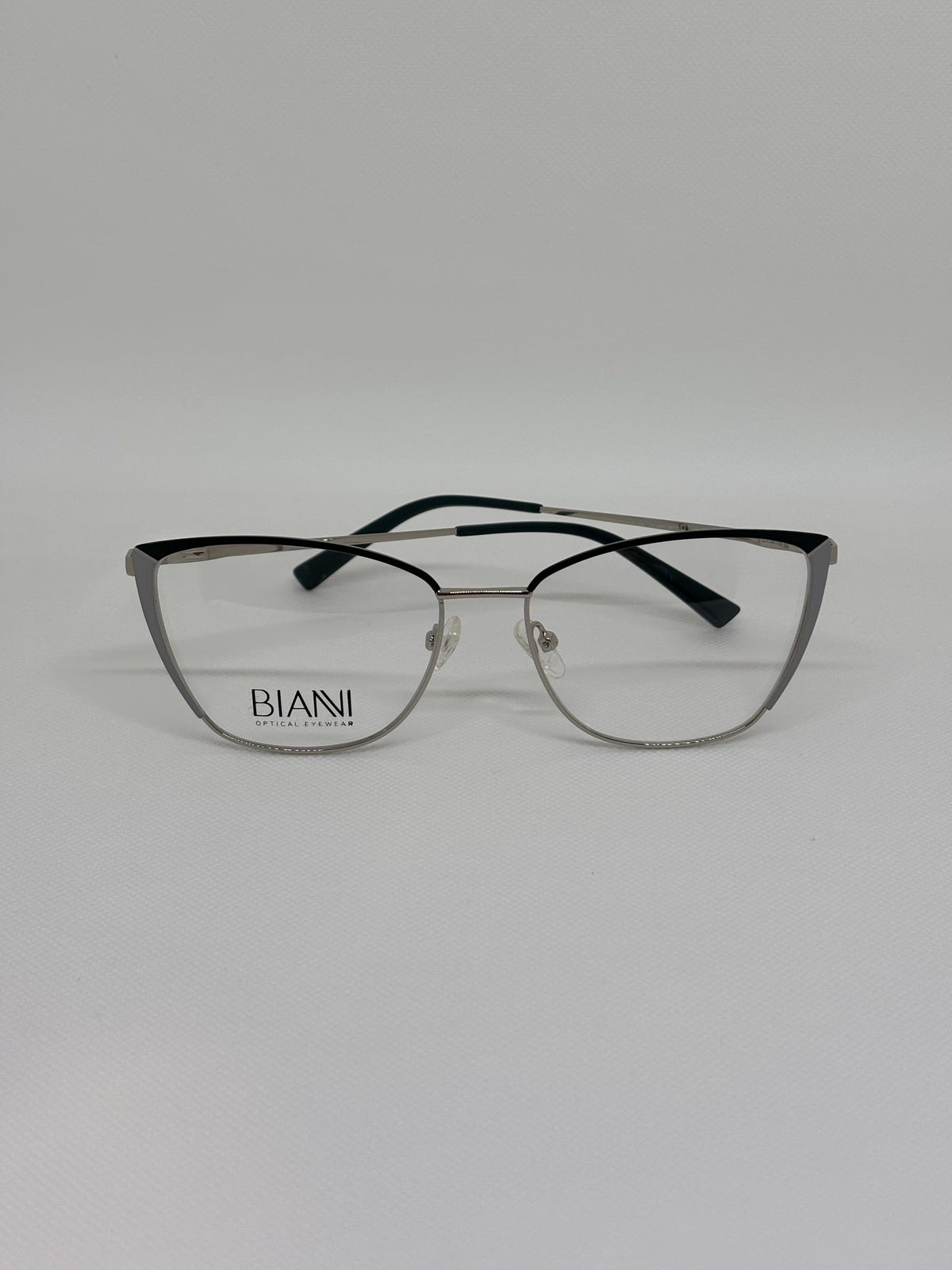 Bianni 23110 — C6 — vista frontal — Luvis 20260911-260
