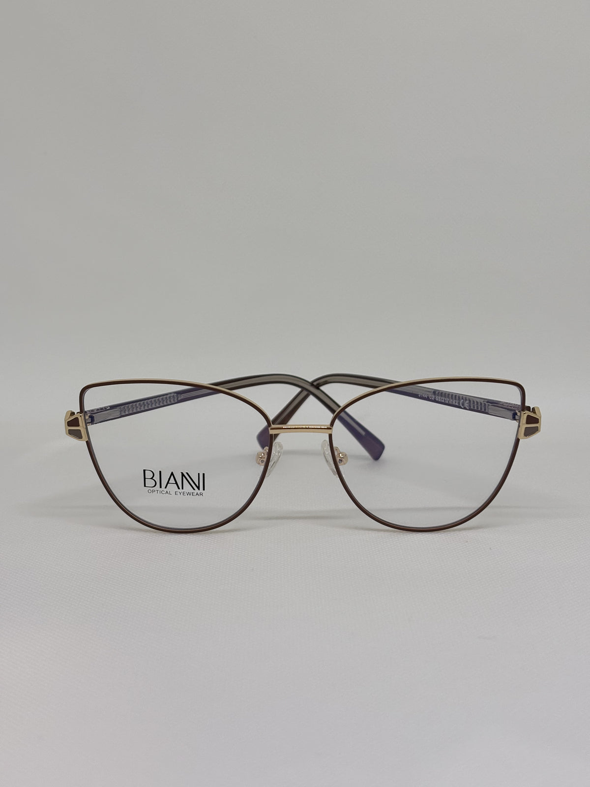 Bianni 3144 — C2 — vista frontal — Luvis 20260911-278