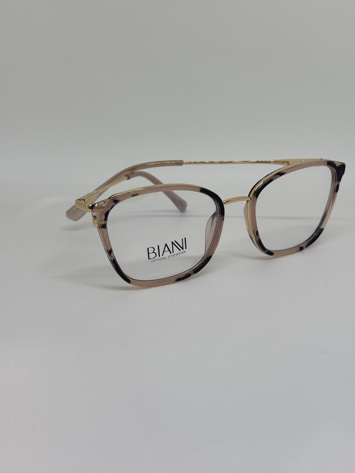 Bianni 82114 — C7 — vista complementaria — Luvis 20260911-279
