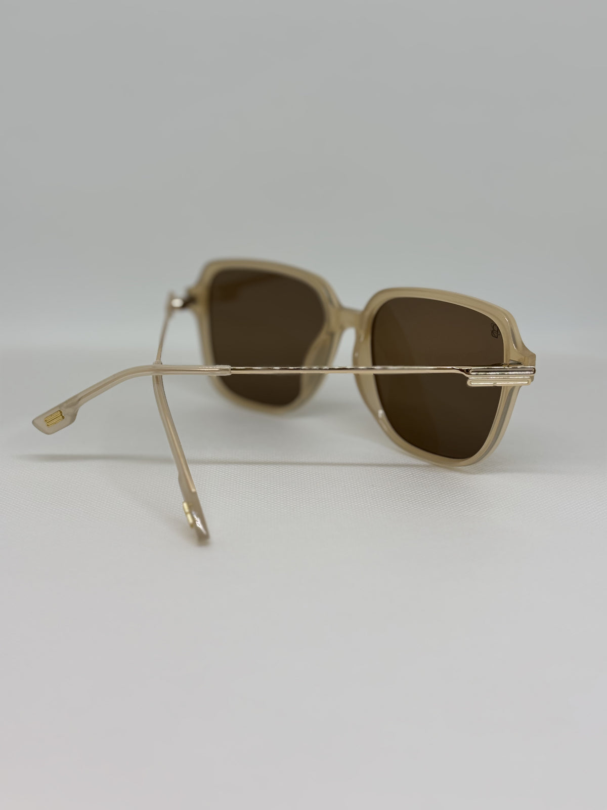 Bianni 9135 — C3 — vista complementaria — Luvis 20260911-316