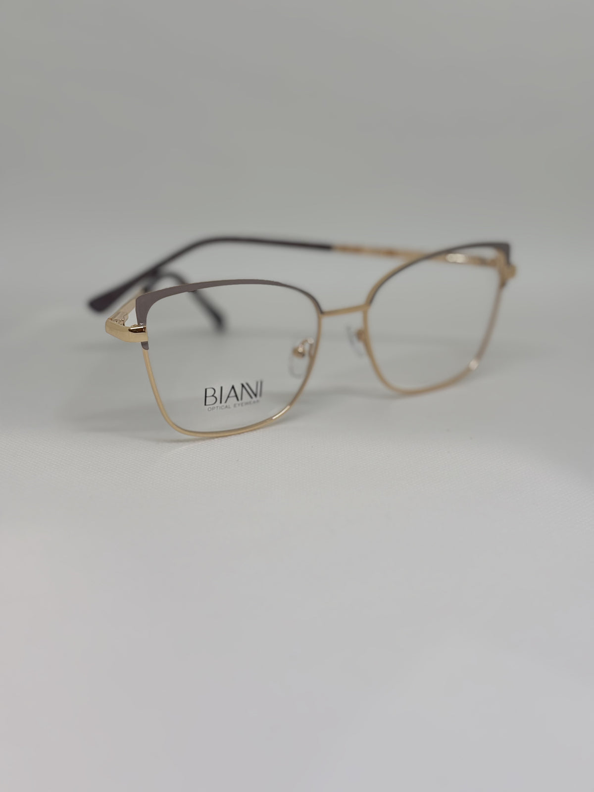 Bianni 95700 — C8 — vista complementaria — Luvis 20260911-273