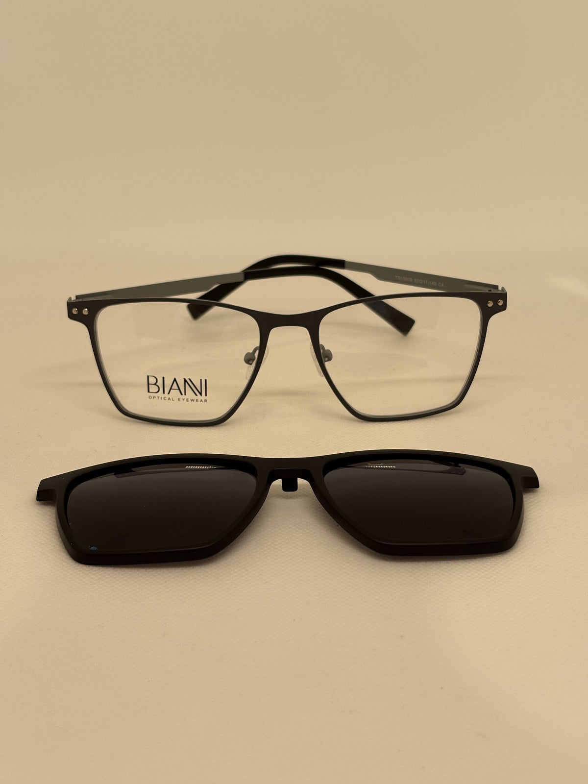 Bianni TS13008 — C4 — vista frontal — Luvis 20260911-233