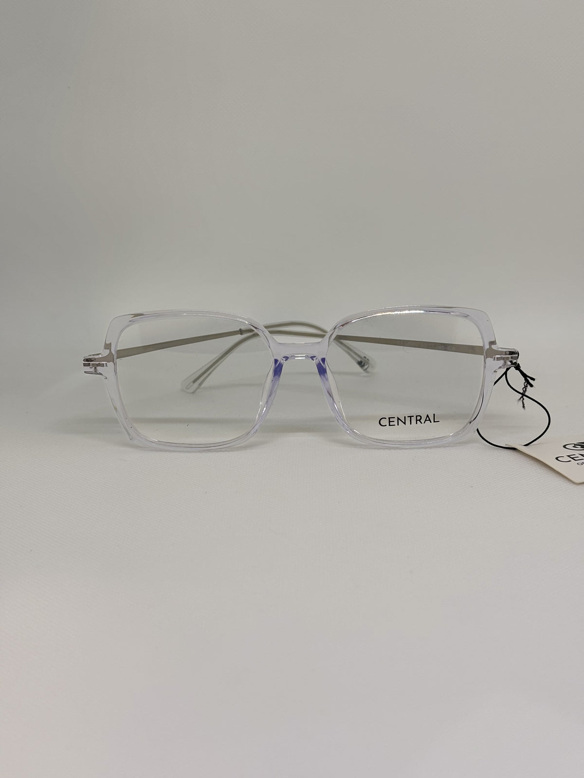 Central Beson — C6 — vista frontal — Luvis 20260911-221