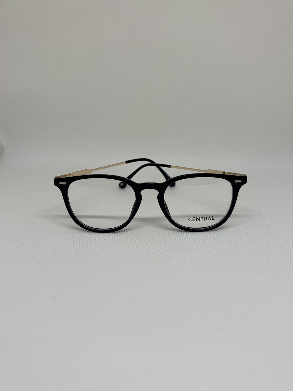 Central Elite — C1 — vista frontal — Luvis 20260911-197