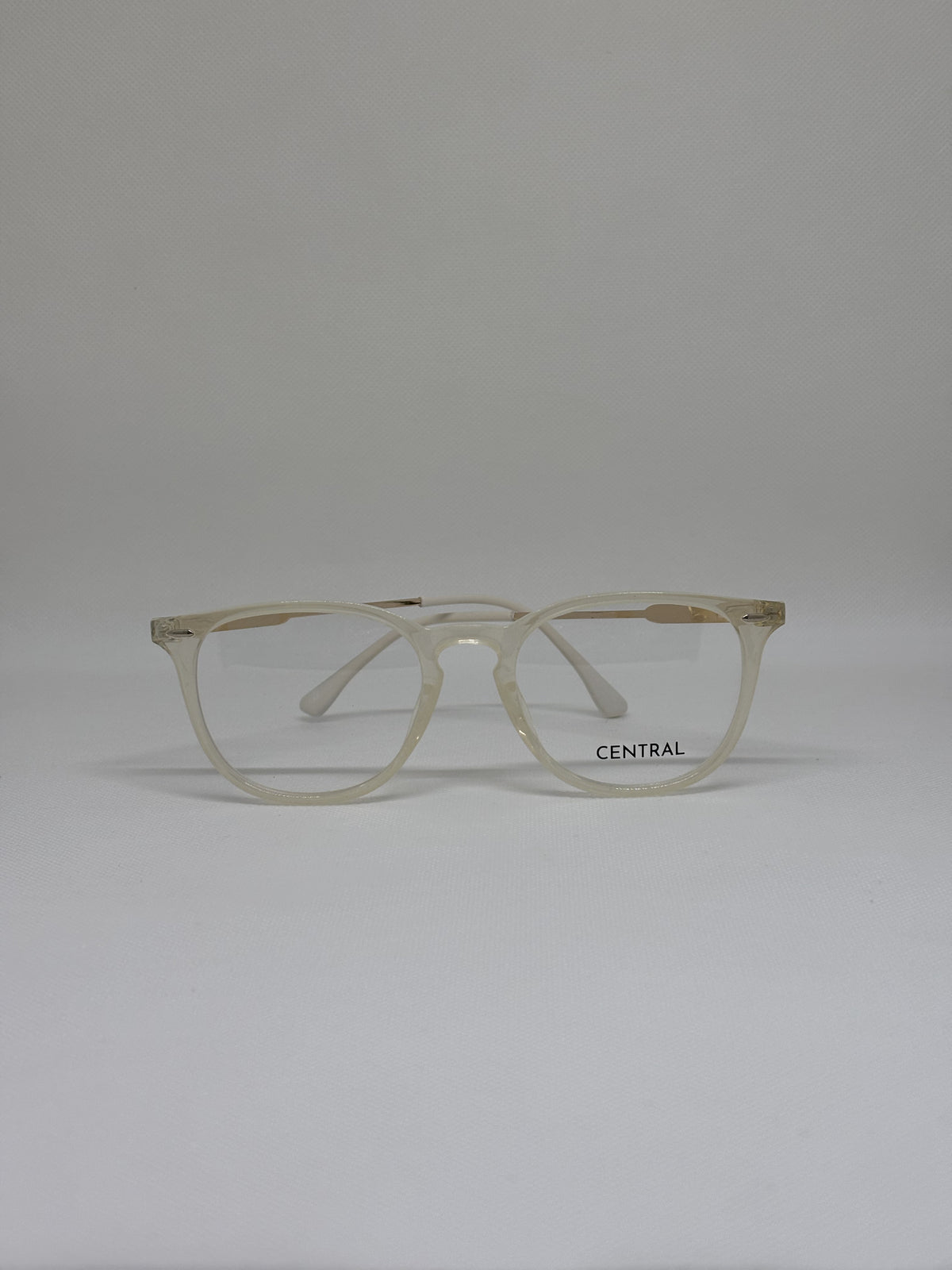 Central Elite — C3 — vista frontal — Luvis 20260911-213