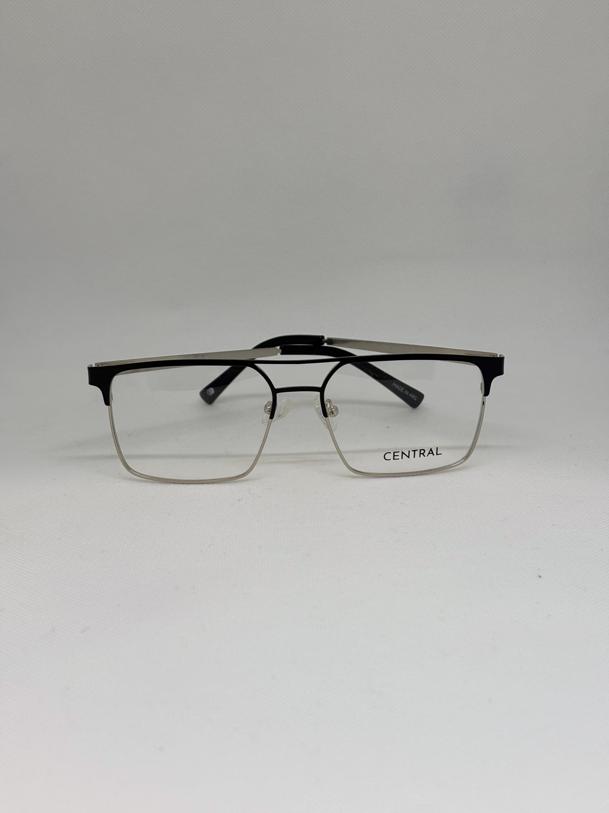 Central Tucker — C2 — vista frontal — Luvis 20260911-335