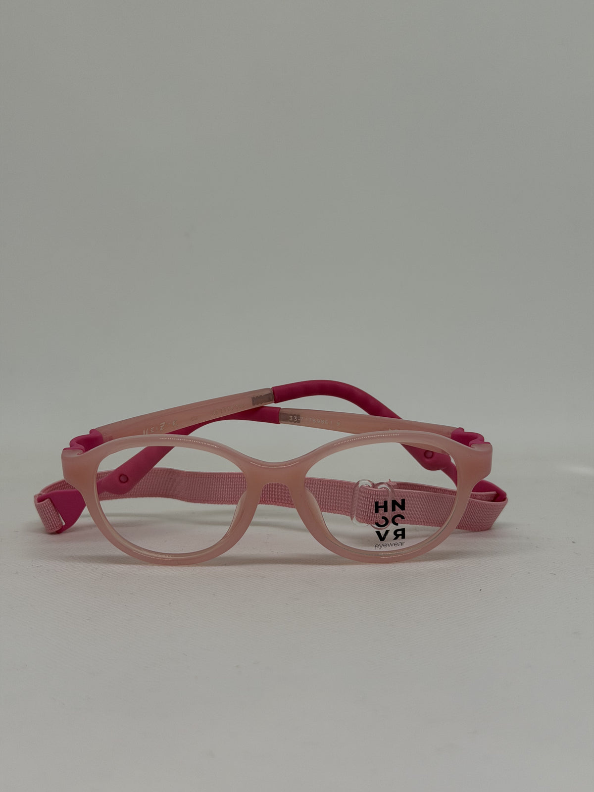 Hannover Weis-K — C2 — vista frontal — Luvis 20260911-033