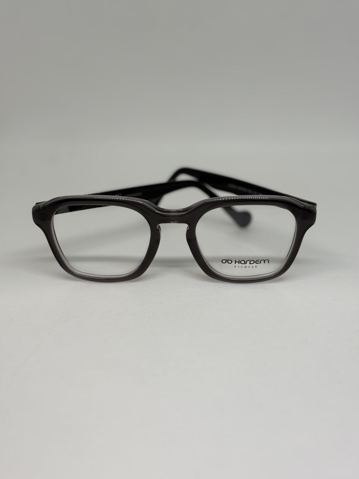 Hardem AURICH — C1 — vista frontal — Luvis 20260911-016