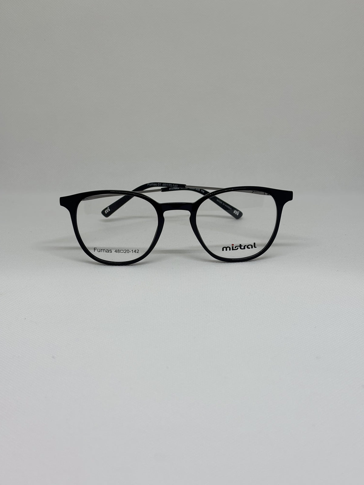 Mistral Furnas — C01 — vista frontal — Luvis 20260911-183