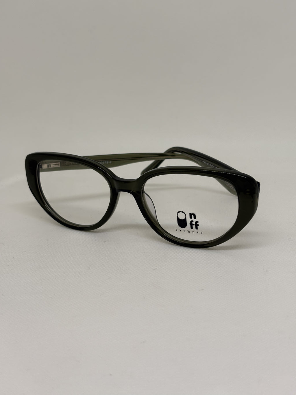 On Off AP001-107 — C1 — vista complementaria — Luvis 20260911-042