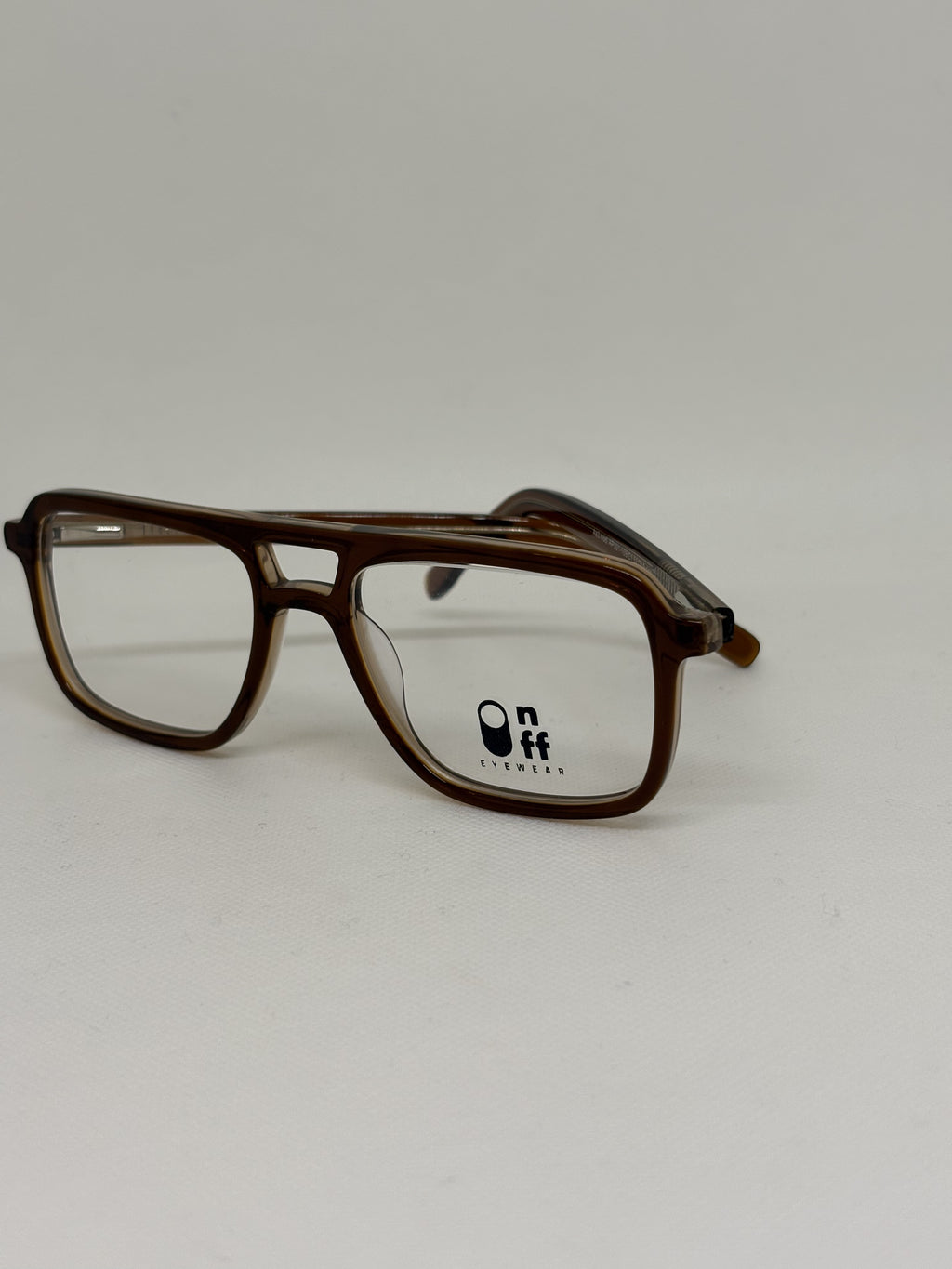 On Off AP001-109 — C1 — vista complementaria — Luvis 20260911-056