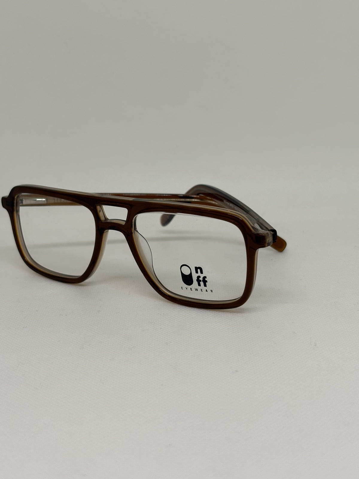 On Off AP001-109 — C1 — vista complementaria — Luvis 20260911-056