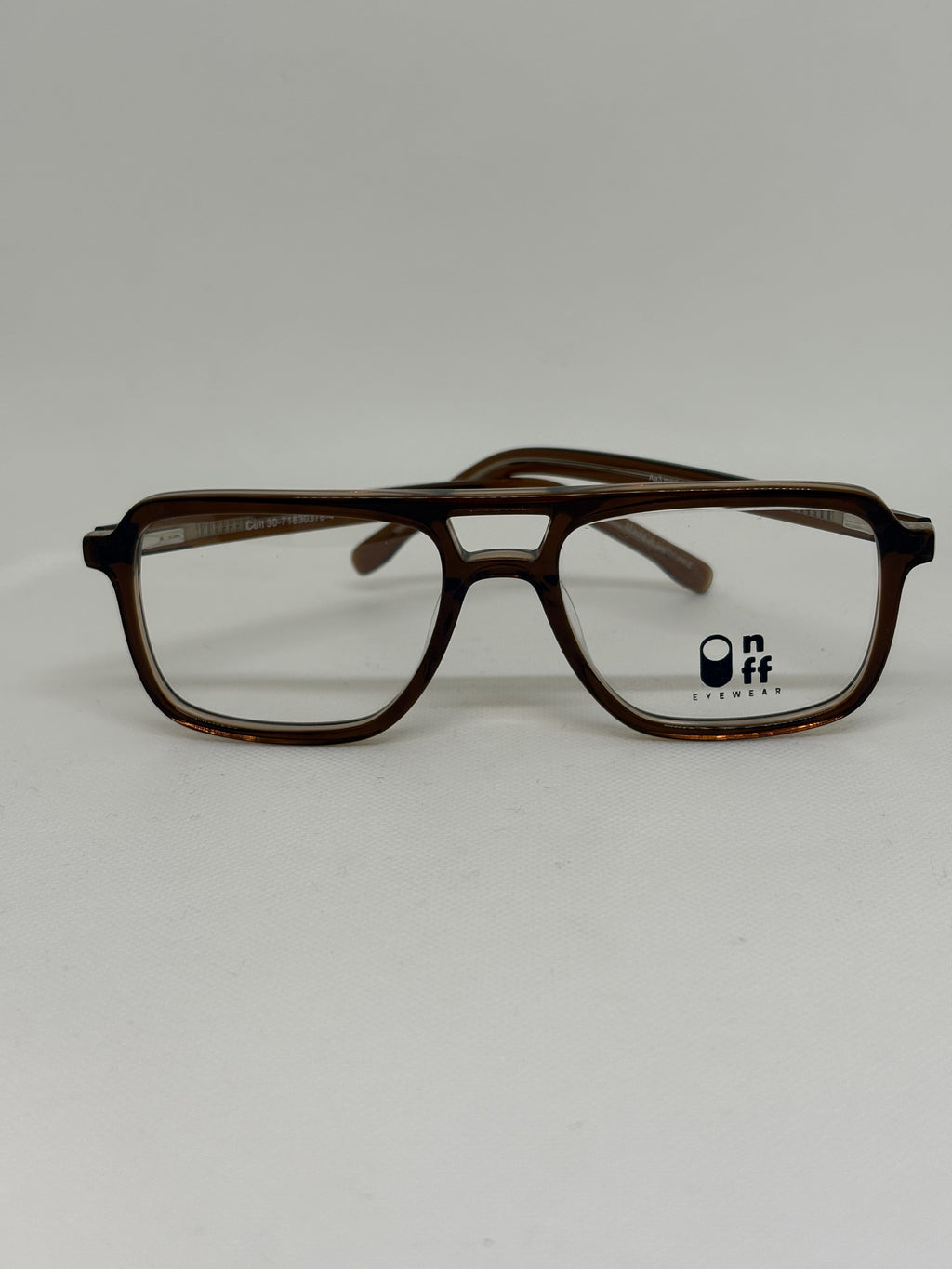 On Off AP001-109 — C1 — vista frontal — Luvis 20260911-057
