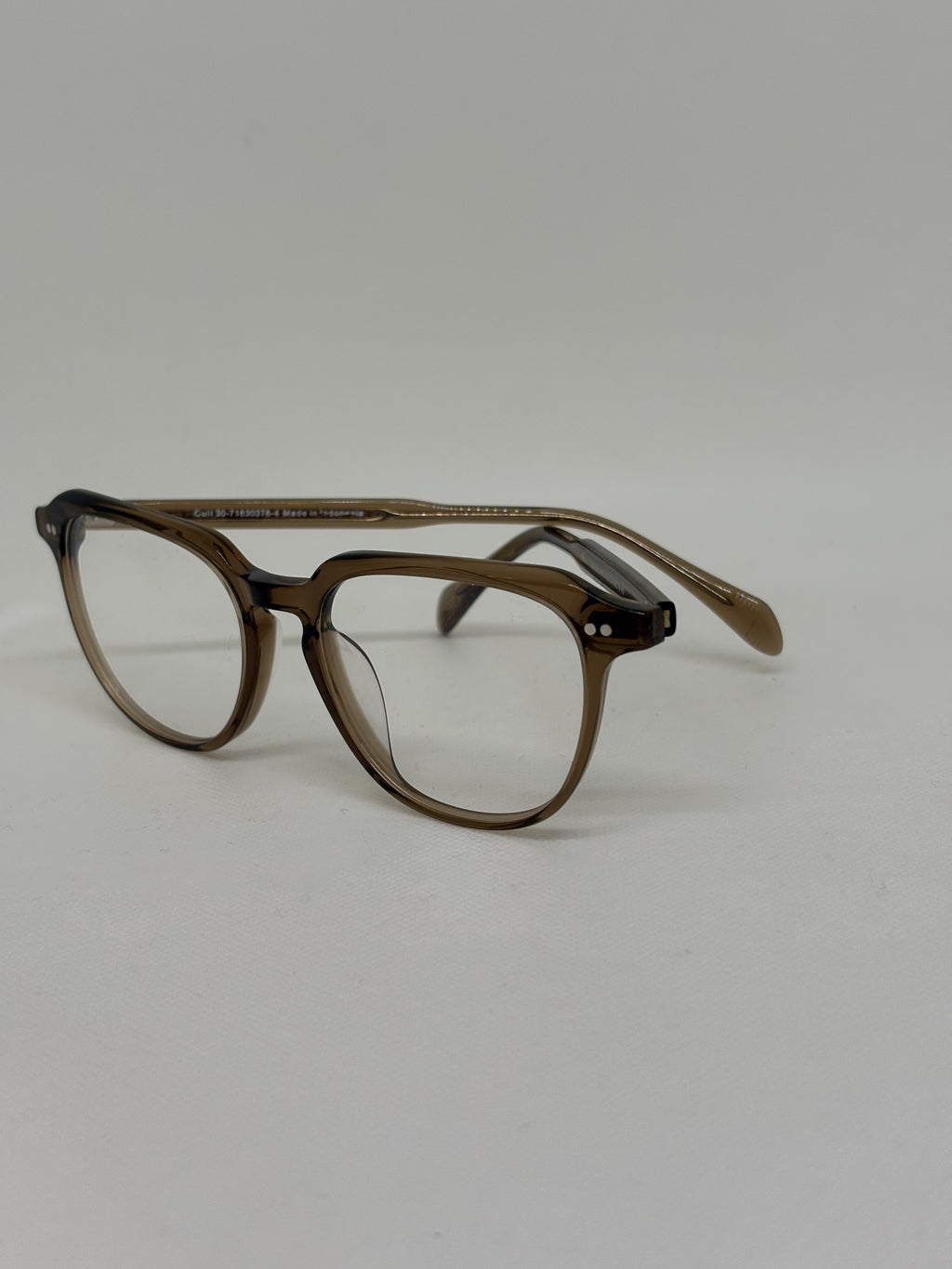 On Off AP001-53 — C1 — vista complementaria — Luvis 20260911-052