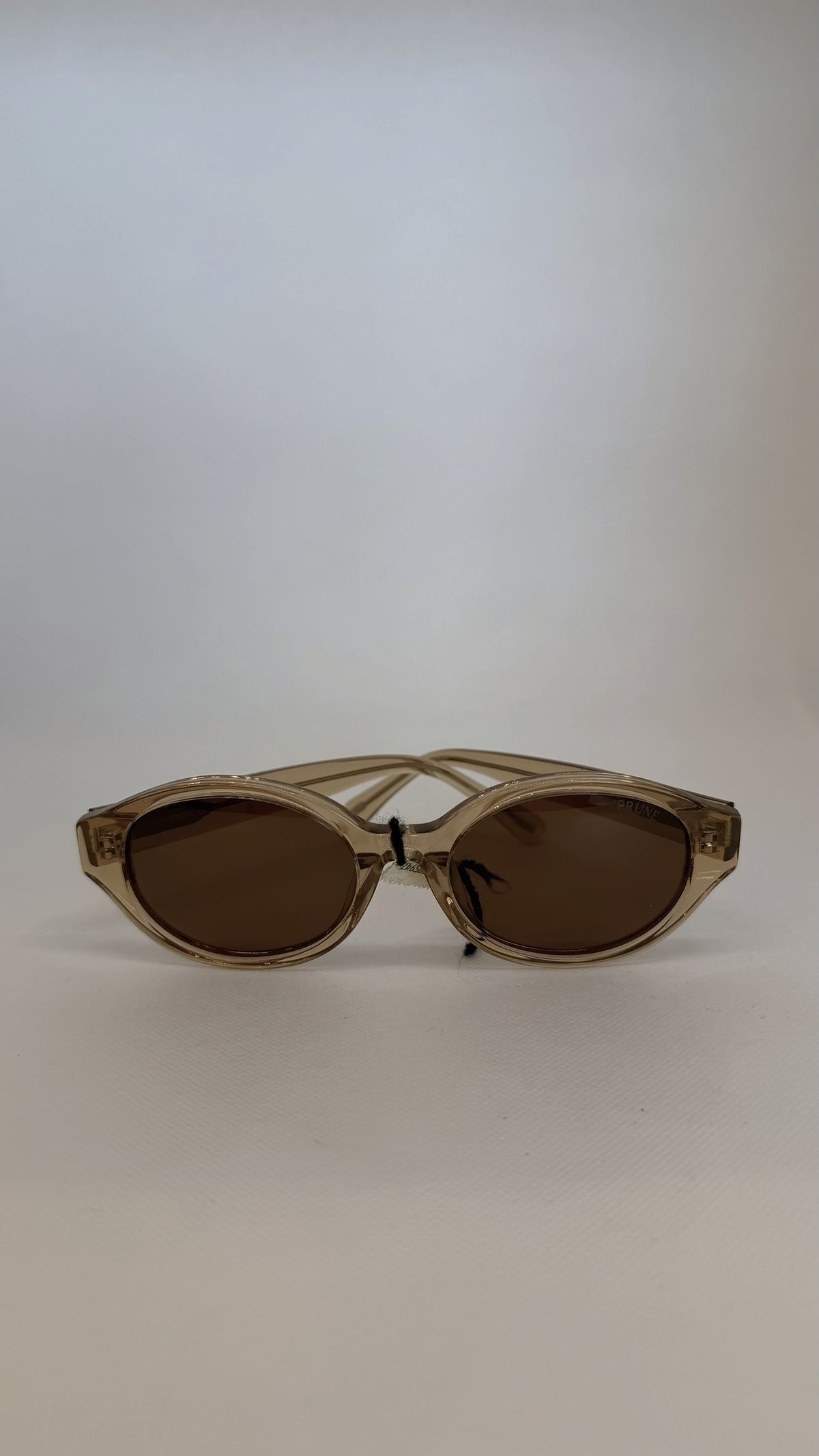 Prune Azzurra — C05 — vista frontal — Luvis 20260911-165