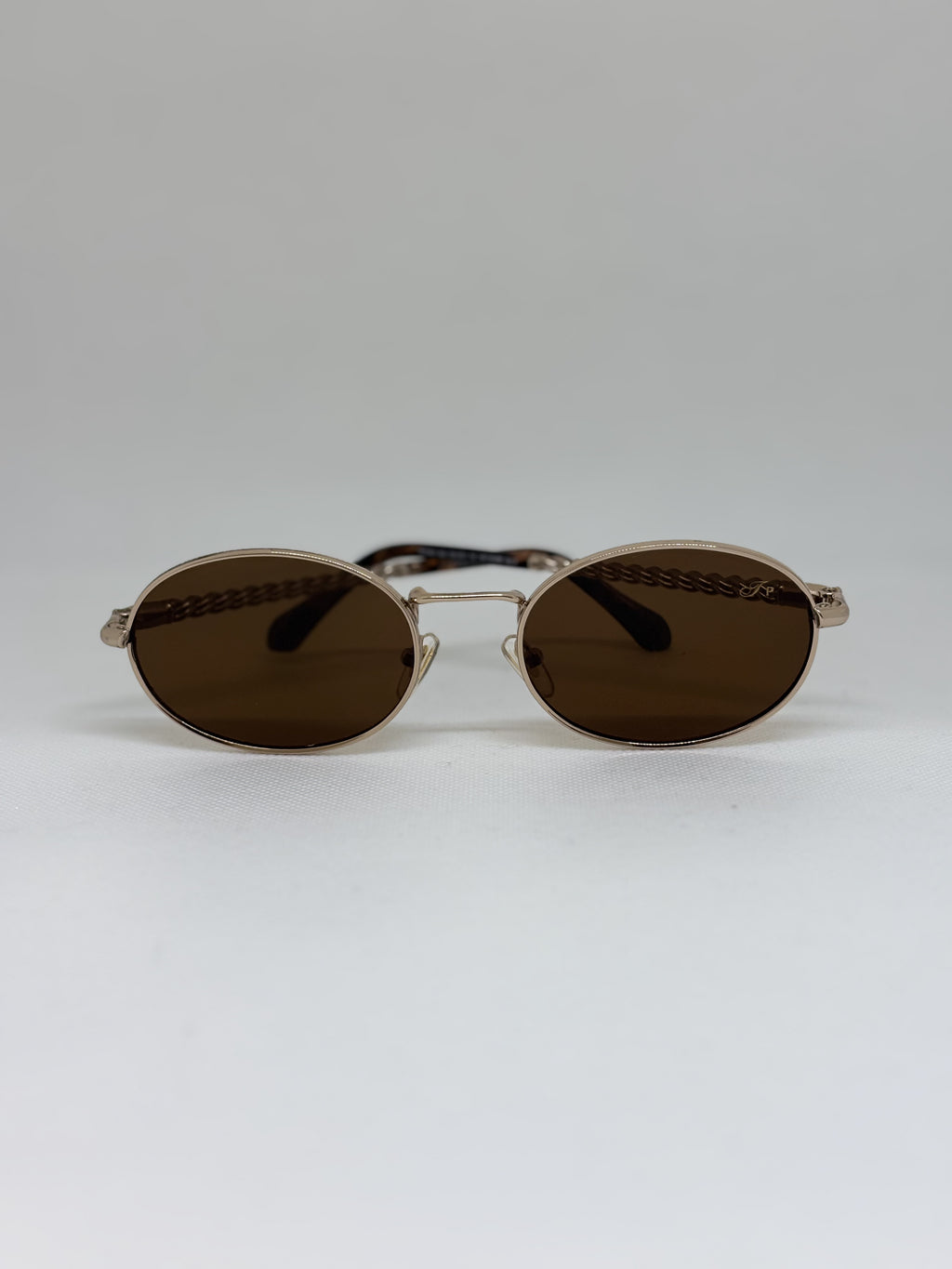 Tiffany 3362 — C04 — vista frontal — Luvis 20260911-002