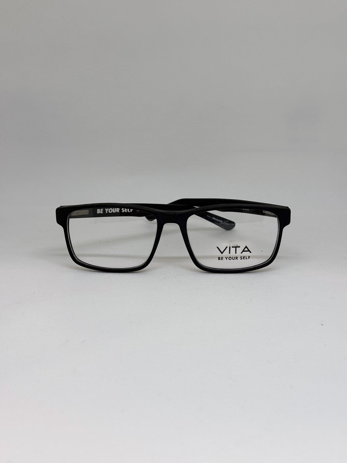 Vita TOM — C2 — vista frontal — Luvis 20260911-150