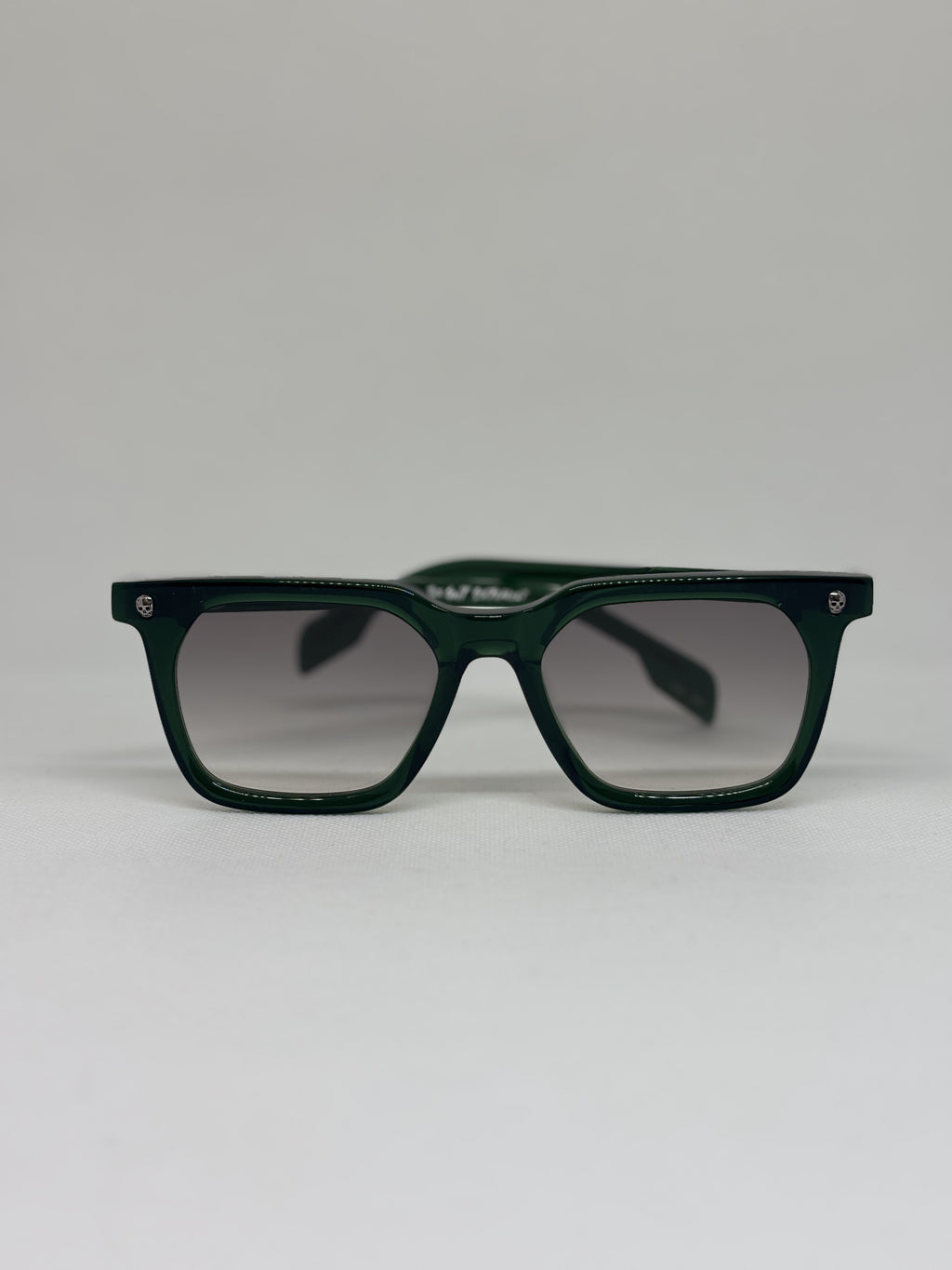 Vulk Danv — C4 — vista frontal — Luvis 20260911-120